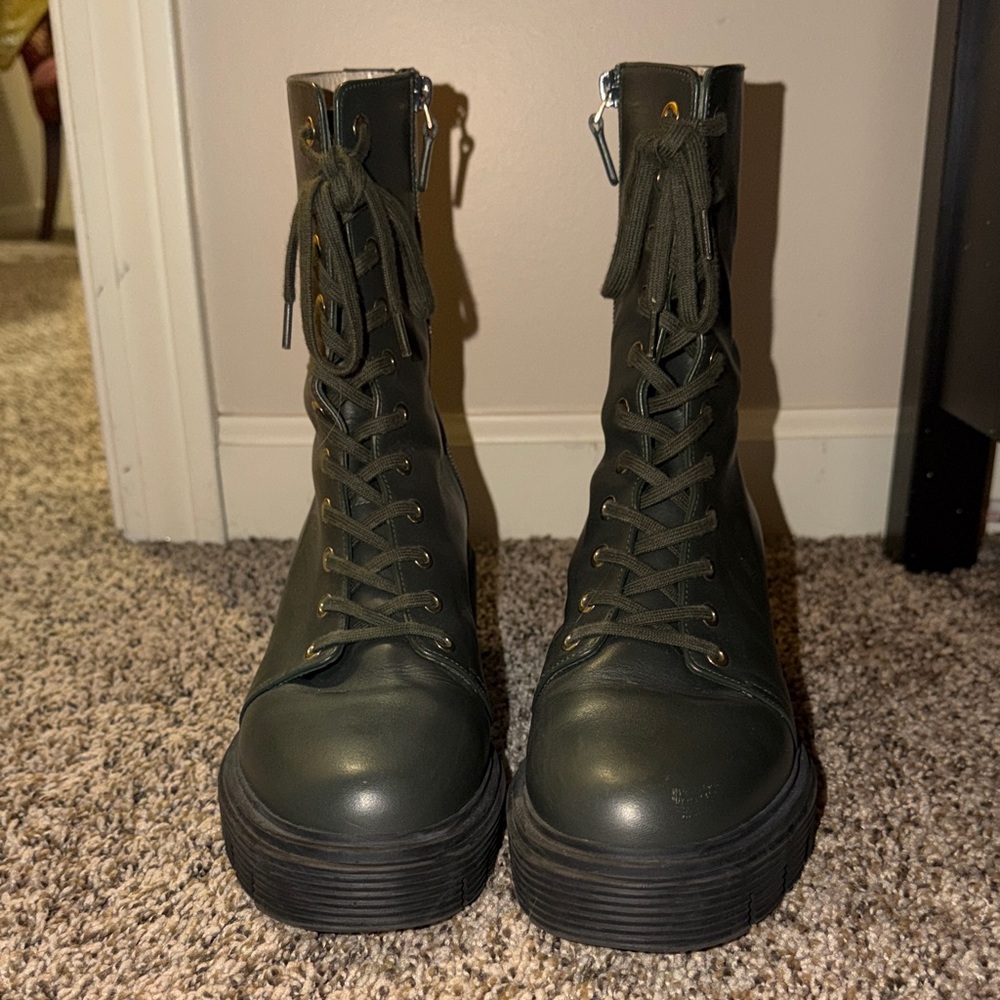 Stuart Weitzman Women's Green Lace-Up Boots - Picture 3 of 8